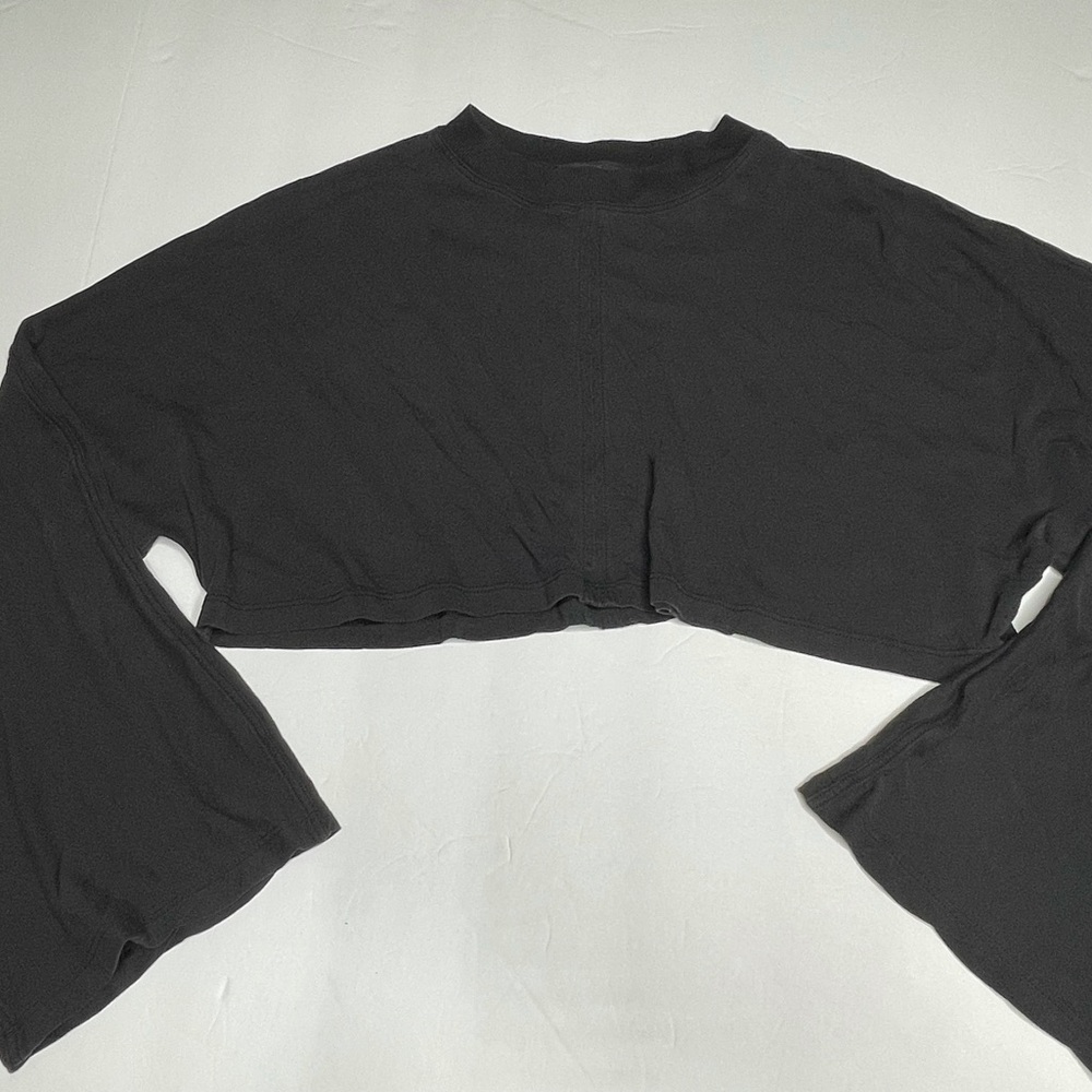 Lululemon Oversized Short Cropped Top Wide Sleeve Women’s Size 4